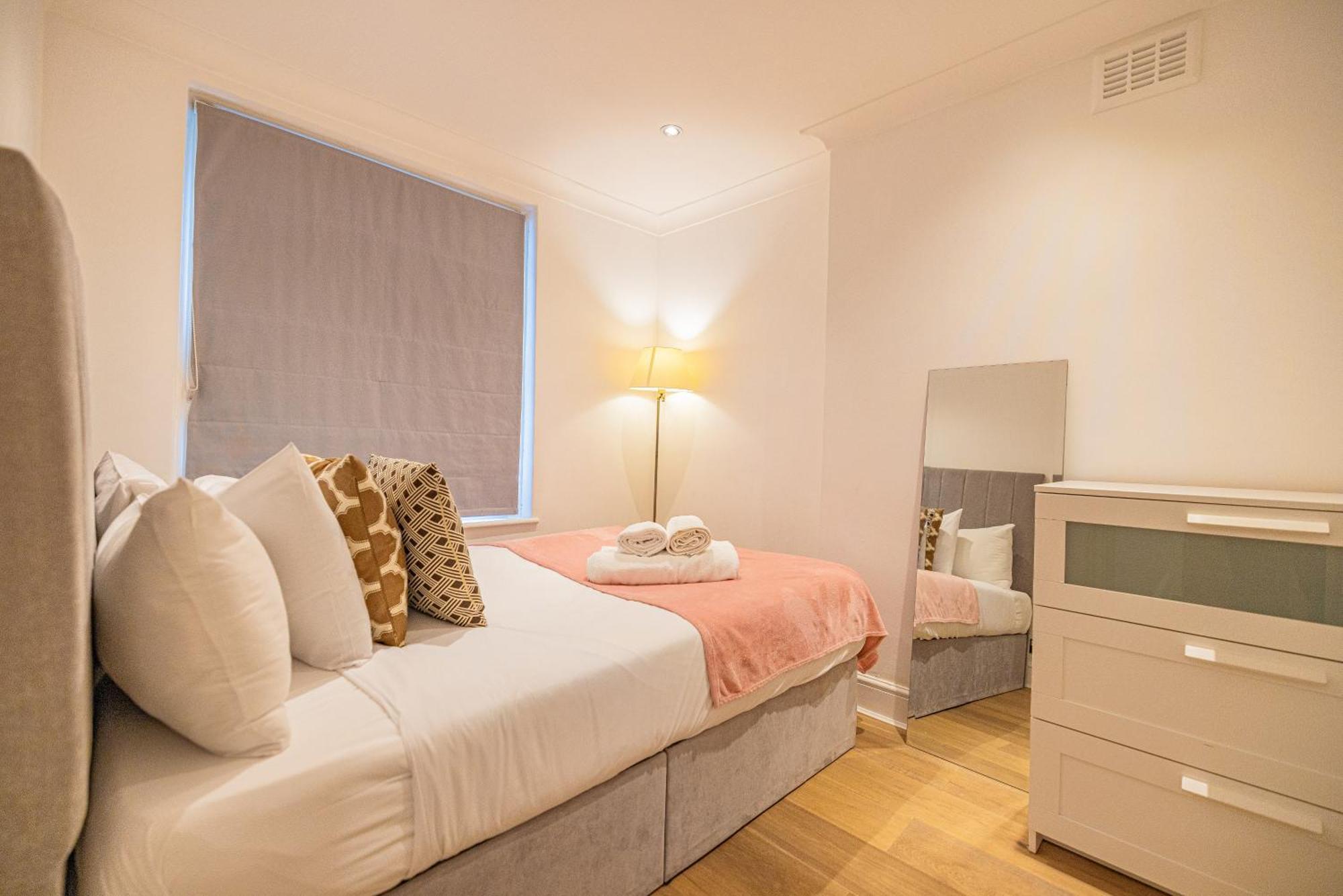 Gorgeous 3 B Edroom Home In Little Venice London Exterior photo
